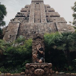 Meet your Posher, Christian